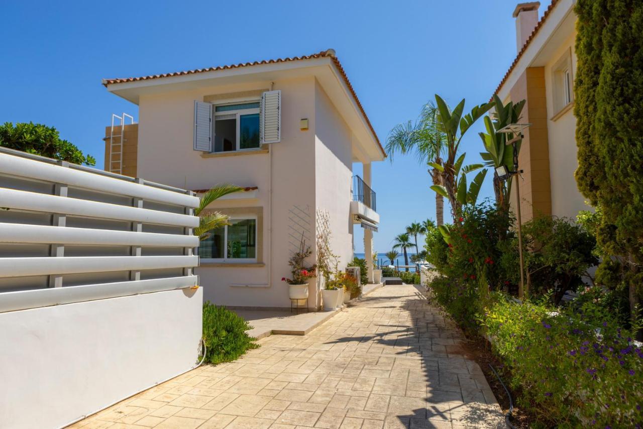 Protaras Sunrise Zen Seafront Villa Exteriör bild